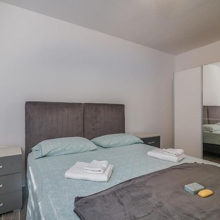 Apartment Diva Sveti Vid-Miholjice Exteriér fotografie